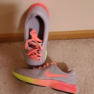Nike girls multi colored sneakers